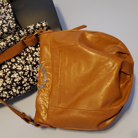 The Sak Leather Bag - Picture 3 of 17